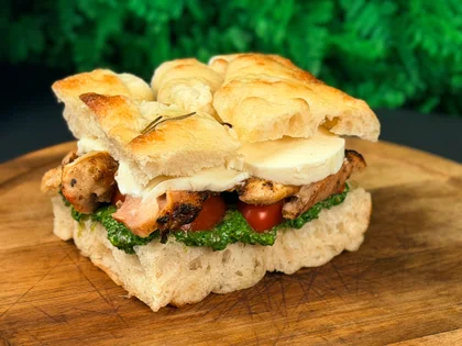 Kanapka z pesto - zdjęcie 3