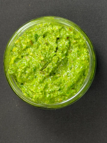 Pesto bazyliowe - zdjęcie 1