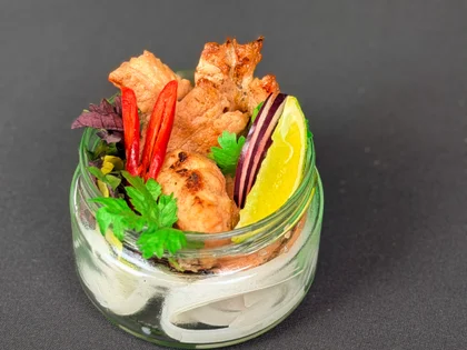 Sałatka wietnamska - zdjęcie 1